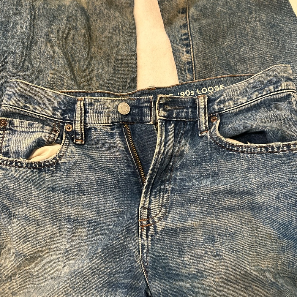 GAP Women's 90s Loose Fit Jeans